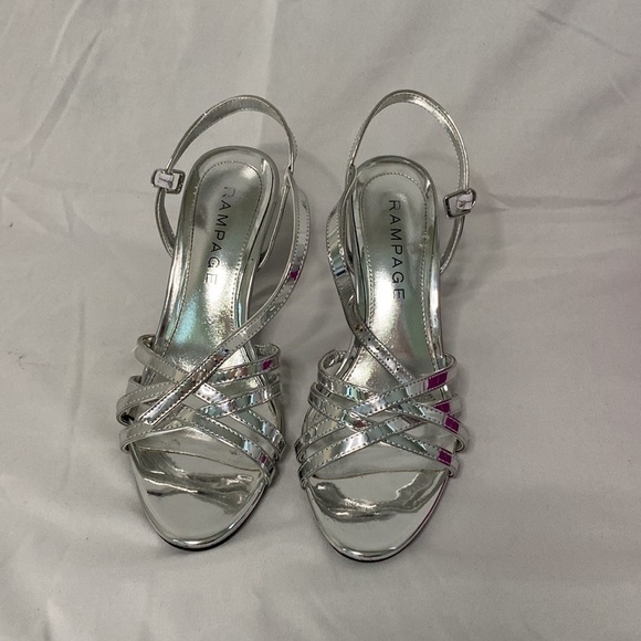 NIB Rampage silver heels - Picture 6 of 9